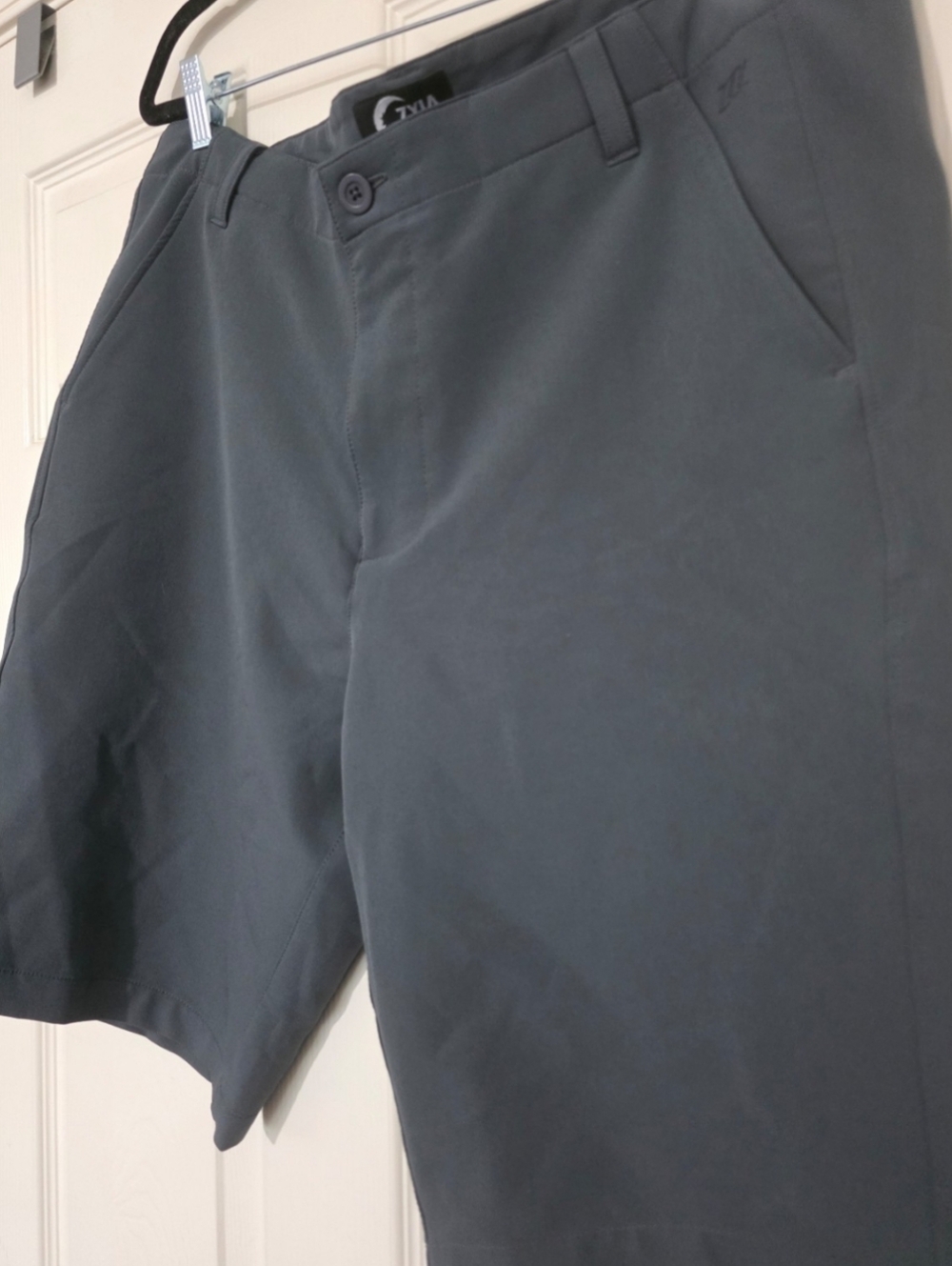 ZYIA Active Men's Shorts Size XL GRAY Golf Lightweight performance